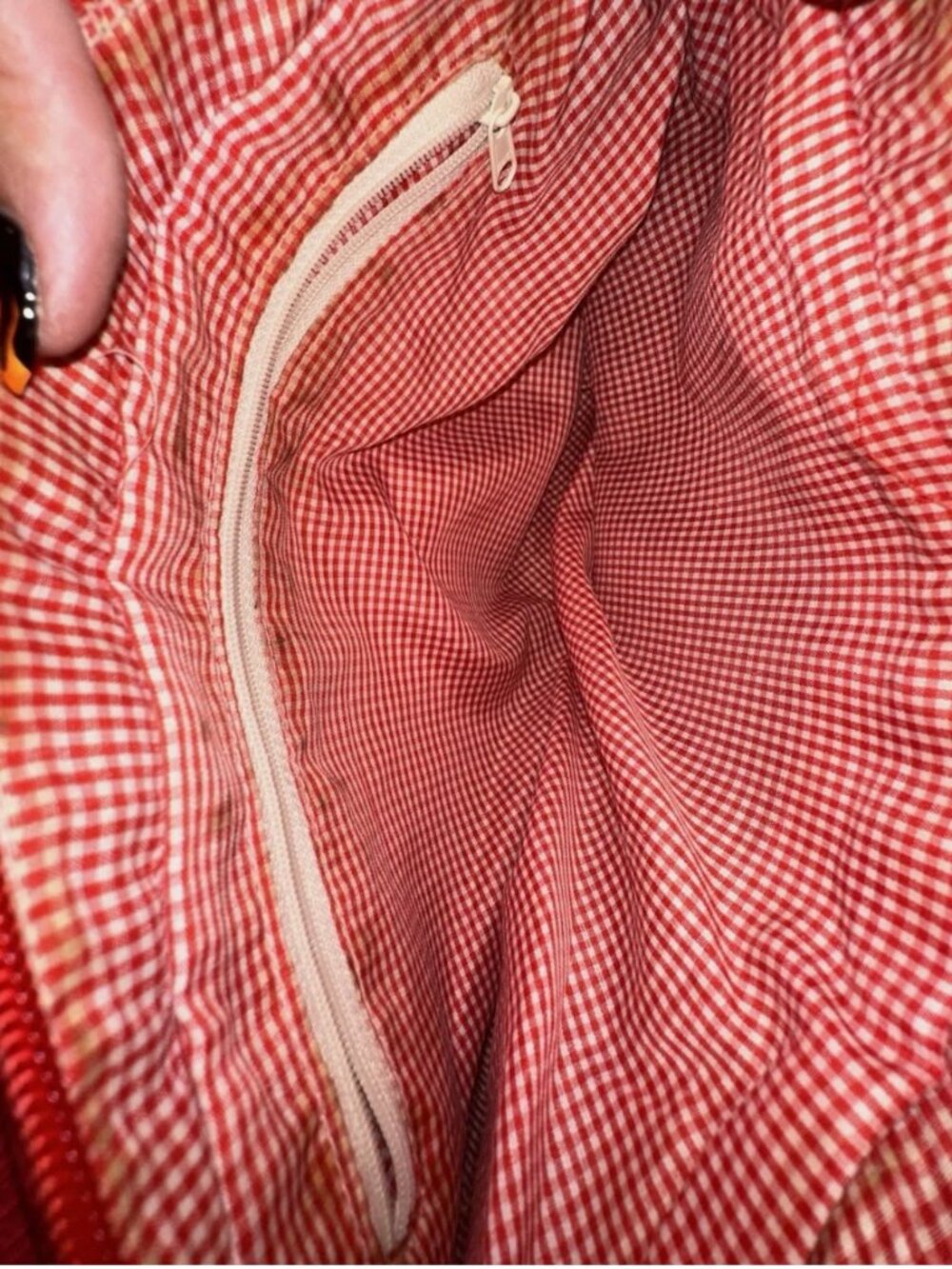 Basic Red Medium Size Purse - Picture 3 of 3